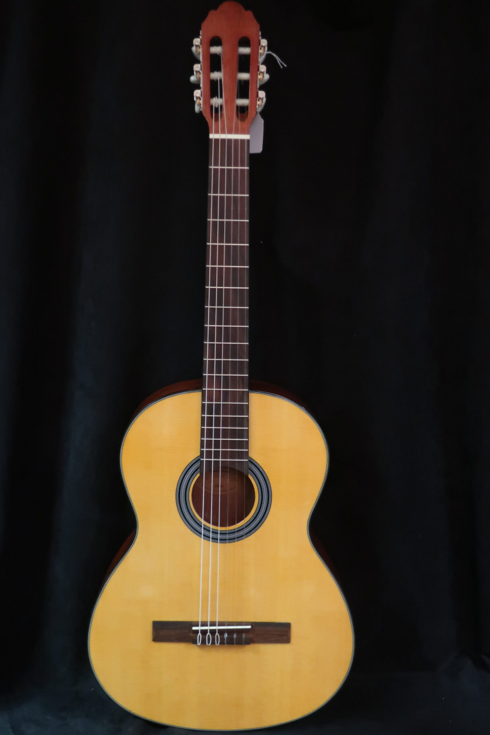 Guitare classique n4709 1