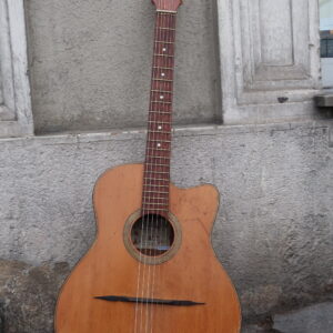 GUITARE JAZZ MILIEU XXIEME LE DIAPASON