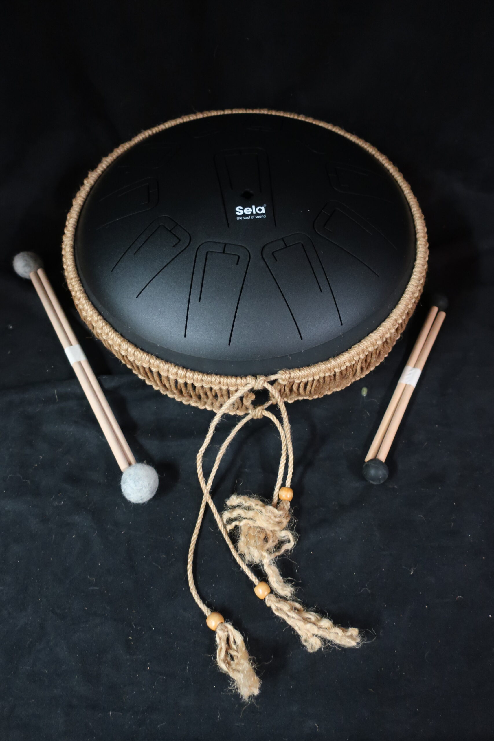 Tongue drum Sela 35 cm -13 pouces en Do mineur sur le La 432 hz